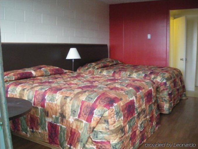 Caravan Motel Fort St. John Room photo