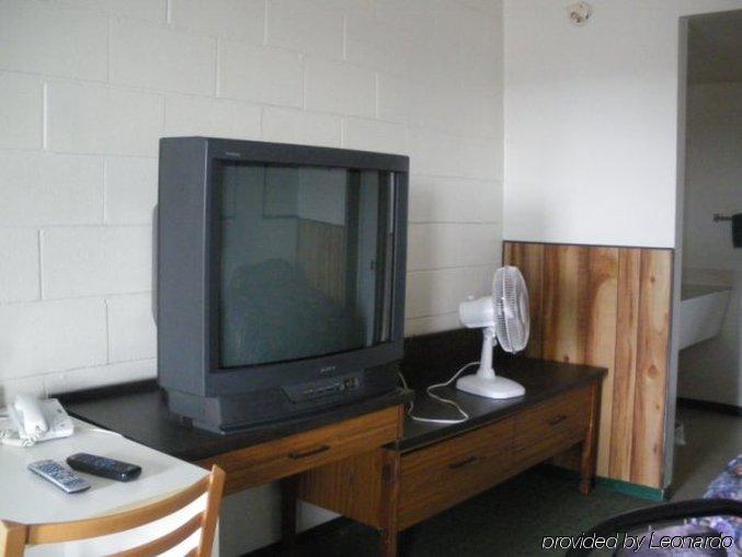 Caravan Motel Fort St. John Room photo